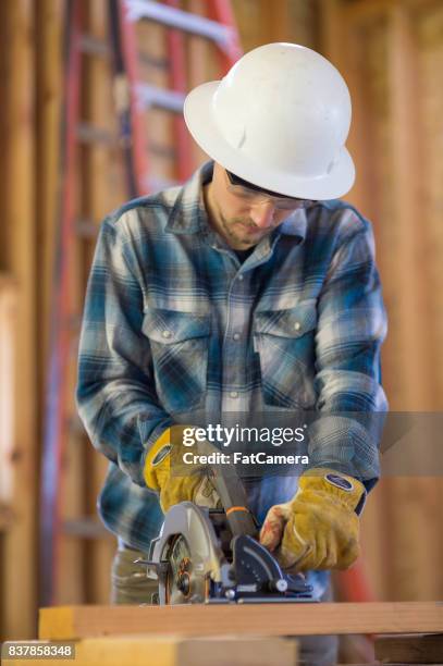 bau-renovierung - wohncontainer stock-fotos und bilder