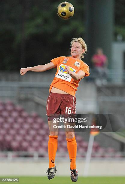 Lauren Colthorpe of the Roar heads the ball during the round five W-League match between the Queensland Roar and the Melbourne Victory at Spencer...