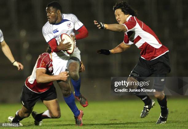 Takudzwa Ngwenya of USA in action during the Lipobitan D Challenge 2008 match between Japan and USA at Prince Chichibu Memorial Rugby Stadium on...