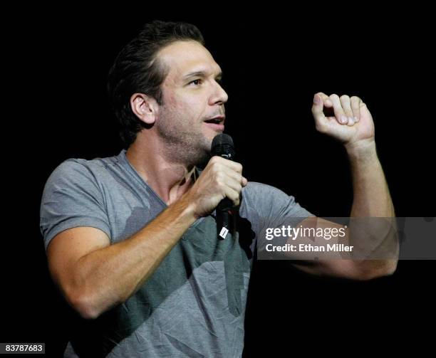 Dane Cook Smiling Dane Cook Day Photos and Premium High Res Pictures - Getty Images