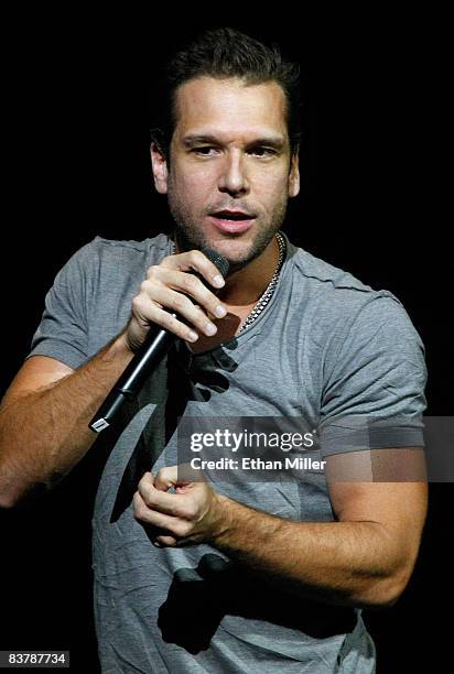 Dane Cook Smiling Dane Cook Day Photos and Premium High Res Pictures - Getty Images