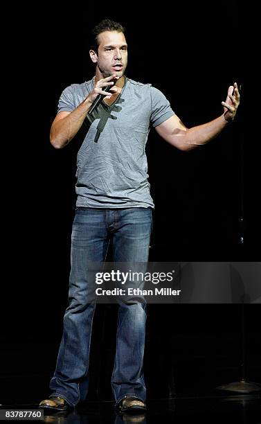 Dane Cook Smiling Dane Cook Day Photos and Premium High Res Pictures - Getty Images