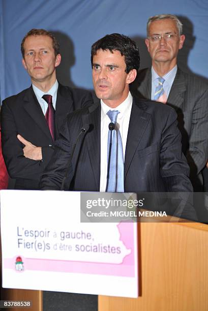 French socialist Manuel Valls , one of former socialist presidential candidate Segolene Royal' top aides, declares at the Maison des Polytechniciens...