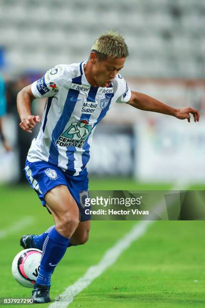Keisuke Honda of Pachuca drives the ball during the sixth round match between Pachuca and Veracruz as part of the Torneo Apertura 2017 Liga MX at...