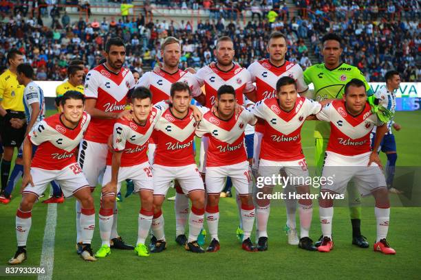 Players of Veracruz pose for a photo prior the sixth round match between Pachuca and Veracruz as part of the Torneo Apertura 2017 Liga MX at Hidalgo...