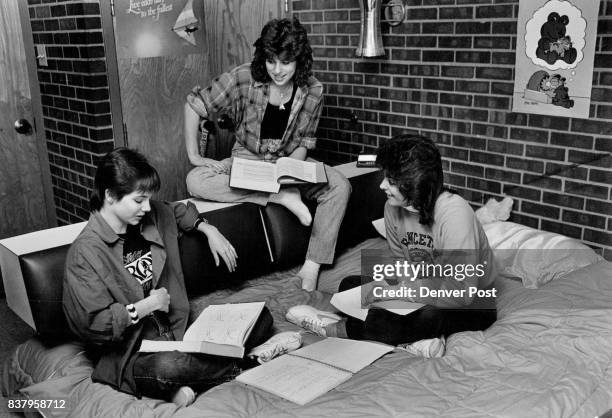 Suzan Reeves 200 Susan Reeves Stock Photos, High-Res Pictures, and Images - Getty Images