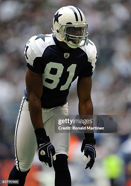 Wide receiver Terrell Owens of the Dallas Cowboys during play against the San Francisco 49ers at Texas Stadium on November 23, 2008 in Irving, Texas.