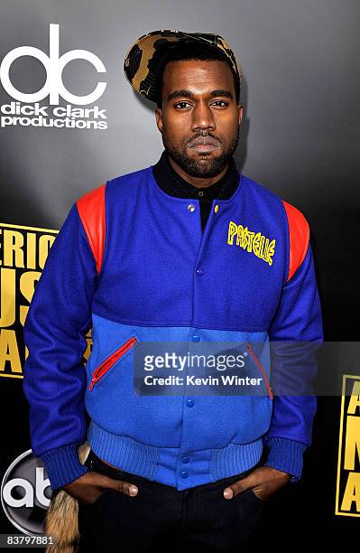 Rapper Kanye West arrives at the 2008 American Music Awards held at Nokia Theatre L.A. LIVE on November 23, 2008 in Los Angeles, California.