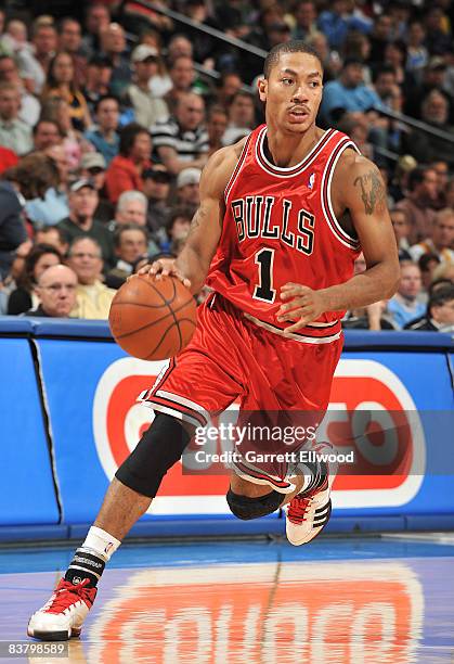 Derrick Rose of the Chicago Bulls goes to the basket against the Denver Nuggets on November 23, 2008 at the Pepsi Center in Denver, Colorado. NOTE TO...