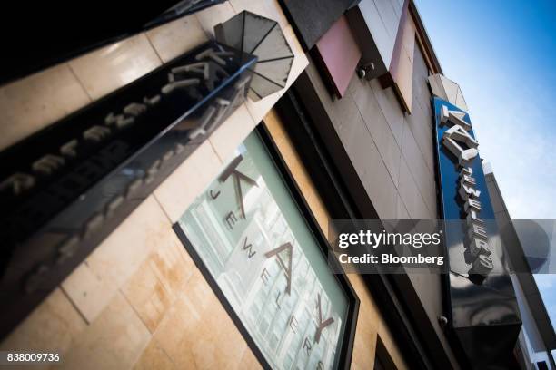 Signage for Kay Jewelers, a subsidiary of Signet Jewelers Ltd., is displayed on the exterior of a store in New York, U.S., on Wednesday, Aug. 23,...
