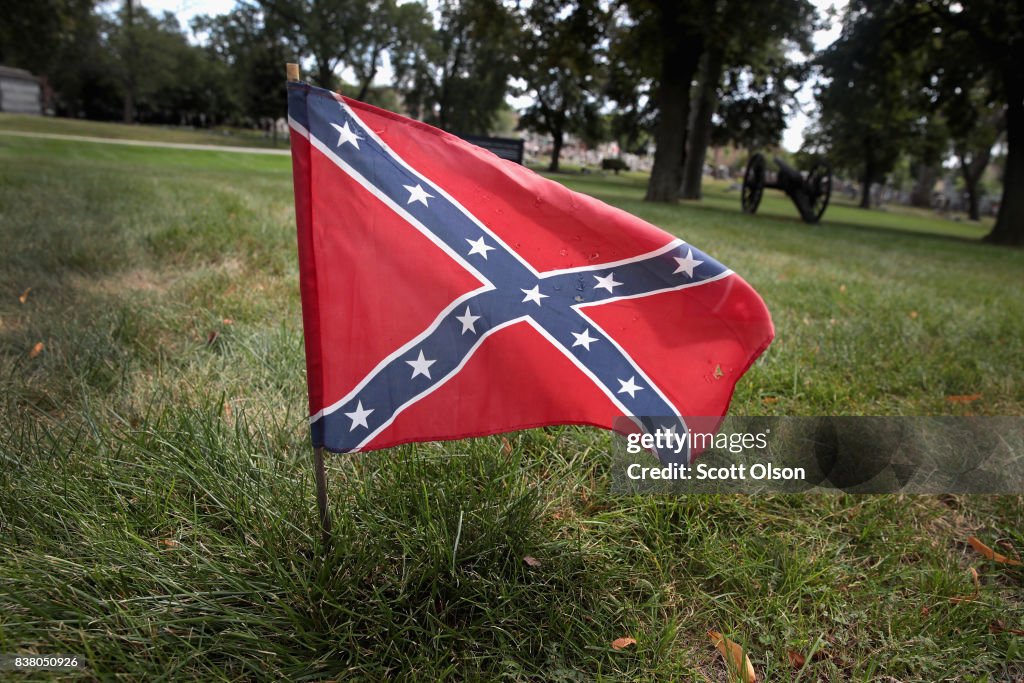 As Southern Cities Debate Removal Of Civil War Era Statues, Confederate Monument Stands In Chicago Cemetery