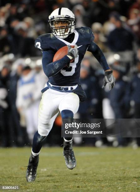 Deon Butler of the Penn State Nittany Lions runs the ball against the Michigan State Spartans on November 22, 2008 at Beaver Stadium in State...
