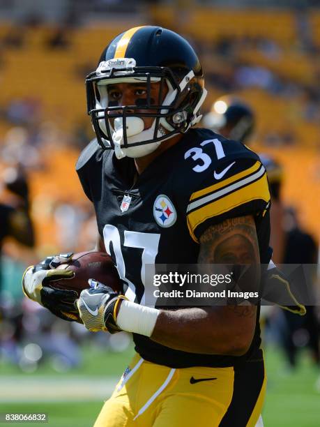 Safety Jordan Dangerfielder of the Pittsburgh Steelers carries the ball prior to a preseason game on August 20, 2017 against the Atlanta Falcons at...