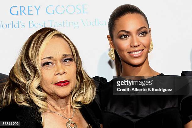 Singer Etta James and singer/actress Beyonce arrive at the premiere of "Cadillac Records" held at The Egyptian Theater on November 24, 2008 in...
