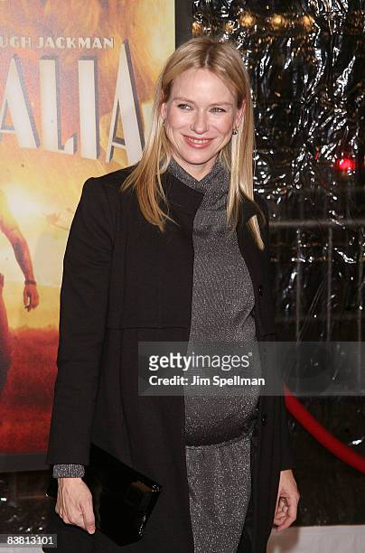 Actress Naomi Watts attends the premiere of "Australia" at the Ziegfeld Theater on November 24, 2008 in New York City.