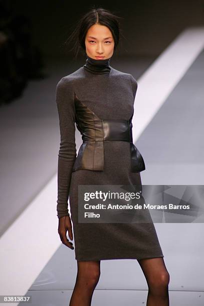 Ai Tominaga wearing Akris Fall/Winter 2007