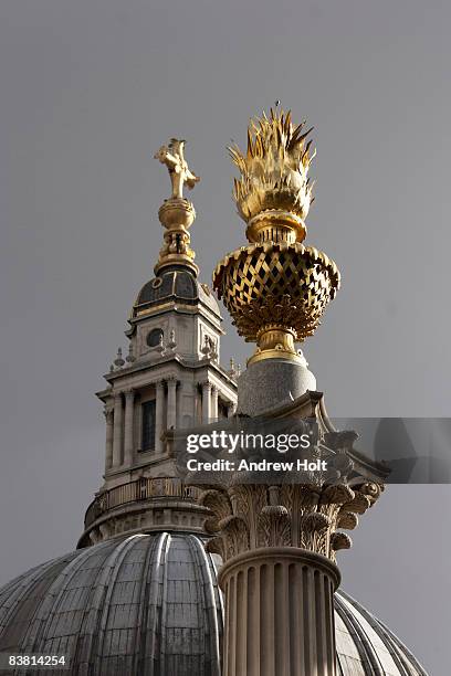 448 St Pauls Gold Stock Photos, High-Res Pictures, and Images - Getty Images