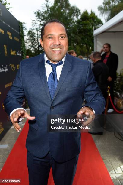 Ailton Goncalves da Silva attends the 'Michalides Zahn- & Werder Klinik' Opening on August 23, 2017 in Bremen, Germany.