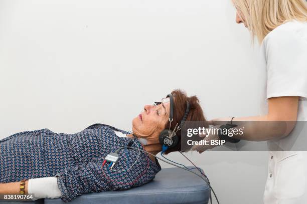 Evoke Testing 185 Evoked Potential Stock Photos, High-Res Pictures, and Images ...
