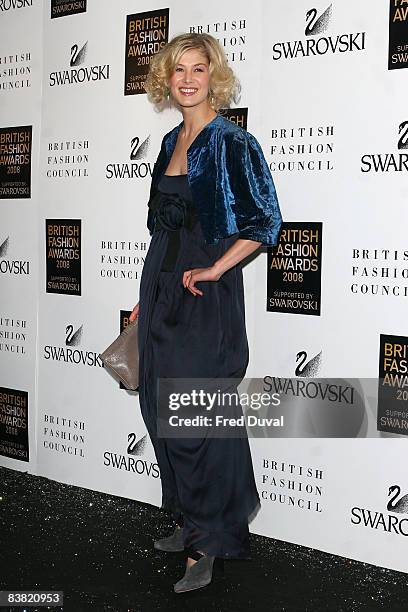 Rosamund Pike attends the British Fashion Awards at the Royal Horticultural Halls on November 25, 2008 in London, England.