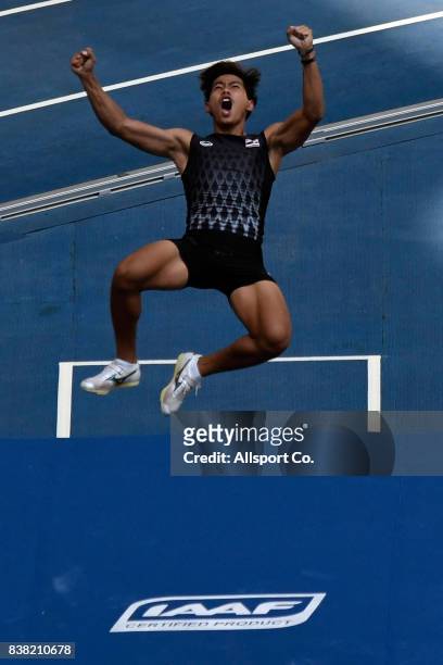 Patsapong Amsam-Ang of Thailand reacts after clearing the bar during the Men Pole Vault Final at Bukit Jalil National Stadium as part of the 2017 SEA...