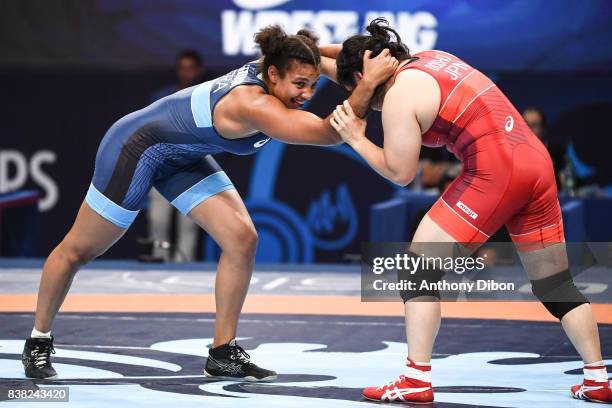 Koumba Larroque and Sara Dosho 69kg during the female wrestling competition during the Paris 2017 Women's World Championships at AccorHotels Arena on...