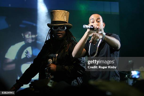 Rapper Chris "Ludacris" Bridges and singer T-Pain perform onstage to promote Ludacris' new album "Theater of the Mind" at the Highline Ballroom on...