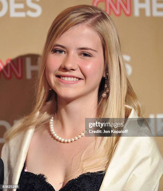 Elizabeth Smart arrives at CNN Heroes: An All-Star Tribute at the Kodak Theatre on November 22, 2008 in Hollywood, California.