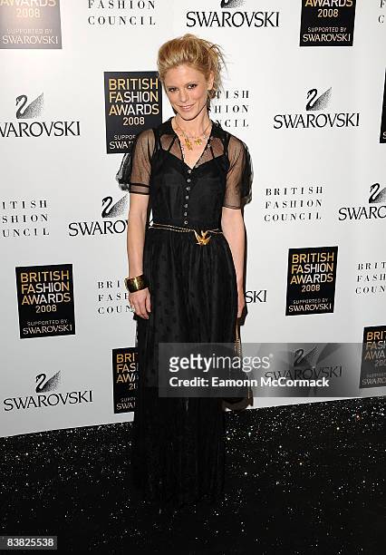 Actress Emilia Fox poses at the winners boards at the British Fashion Awards 2008 November 25, 2008 in London, England.