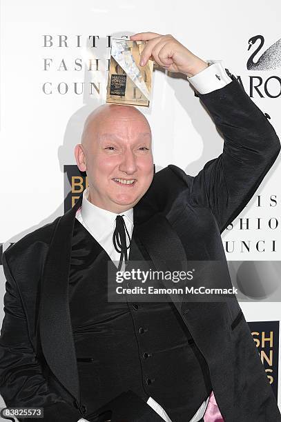 Stephen Jones poses at the winners boards at the British Fashion Awards 2008 November 25, 2008 in London, England.