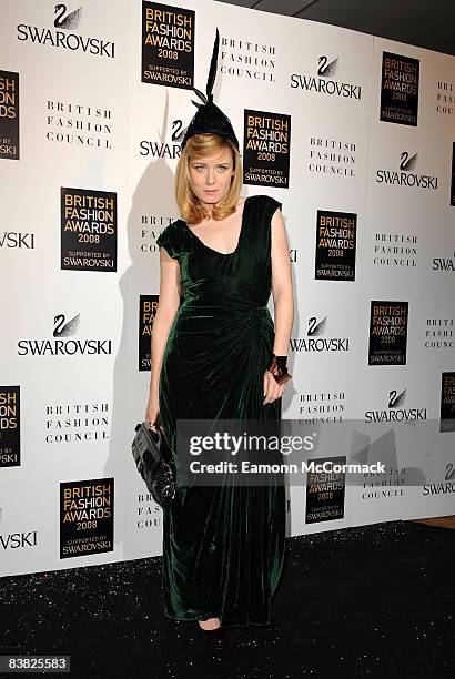 Singer Roisin Murphy arrives at the British Fashion Awards 2008 at the Royal Horticultural Halls November 25, 2008 in London, England.