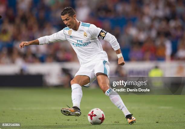 Dominic Rinaldo Ball 23,310 Cristiano Ronaldo Ball Stock Photos, High-Res Pictures, and ...