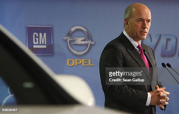 Carl-Peter Forster, President and CEO of General Motors Europe AG, speaks at a presentation by Opel and GM of the GM Hydrogen 4 fuel cell-powered car...