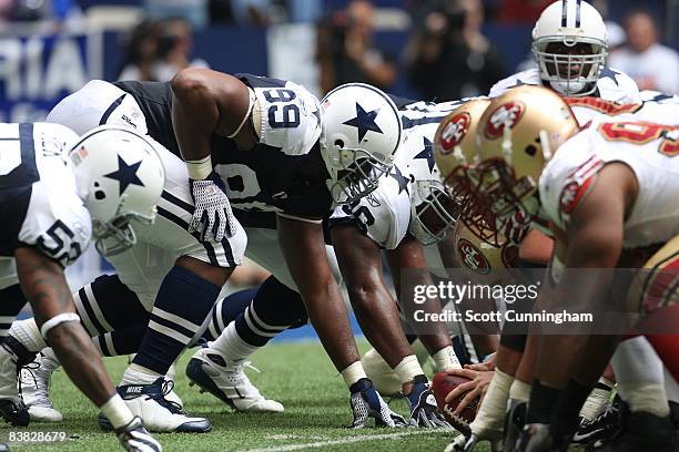 Chris Canty of the Dallas Cowboys lines up against the San Francisco 49ers at Texas Stadium on November 23, 2008 in Irving, Texas.