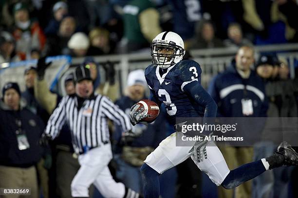 Penn State Deon Butler in action, rushing vs Michigan State. State College, PA CREDIT: Al Tielemans