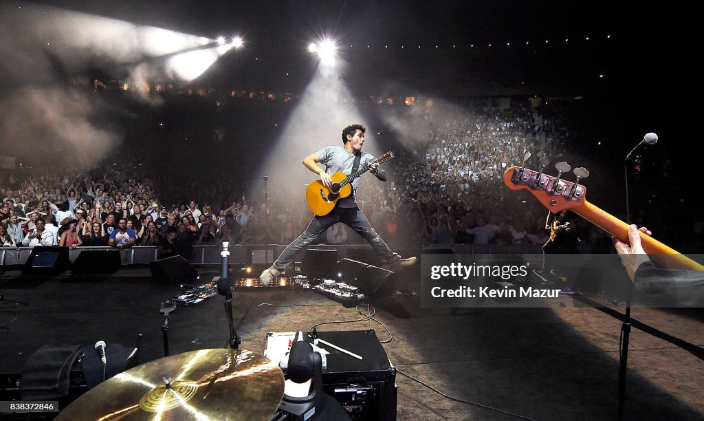 John Mayer Performs at Jones Beach
