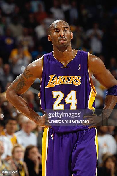 Kobe Bryant of the Los Angeles Lakers stands on the court during the game against the New Orleans Hornets at the New Orleans Arena on November 12,...