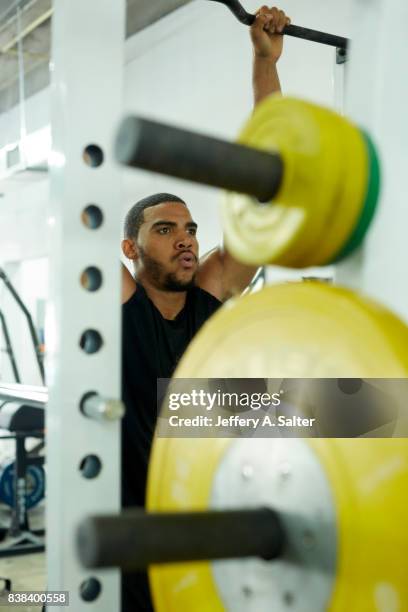 Dj Reed Hamstring Pull 191 Reed Gym Stock Photos, High-Res Pictures, and Images - Getty Images