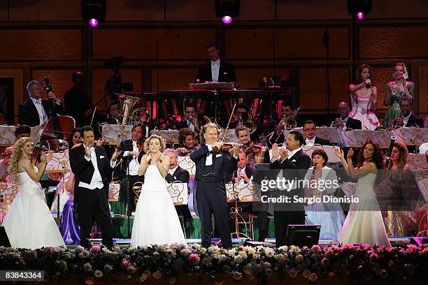 Andre Rieu Audience Andre Rieu Plays Sydney Photos and Premium High Res Pictures - Getty Images