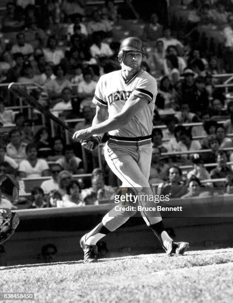 Kirk Gibson of the Detroit Tigers swings at the pitch during an MLB game against the New York Yankees circa 1985 at Yankee Stadium in the Bronx, New...