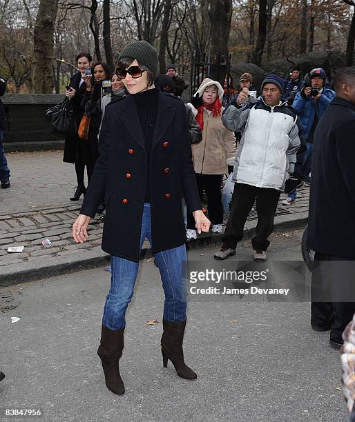 Katie Holmes visits Central Park on November 27, 2008 in New York City.