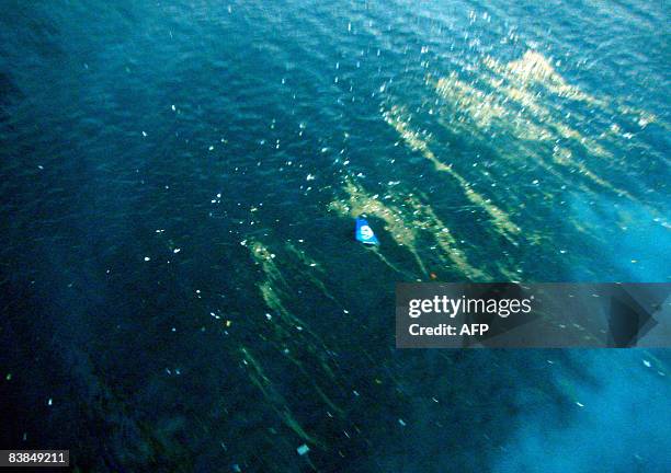 Picture taken on November 27, 2008 off the coast of Canet-en-Roussilon, southern France and released by French national marine shows a piece of the...