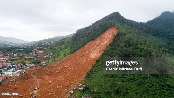 sierra leone mudslide drone aerial photo - フリータウン市 ストックフォトと画像