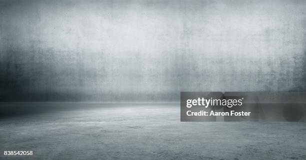 Infinity Studio Background Photos and Premium High Res Pictures - Getty ...
