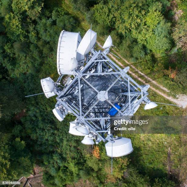 communications tower - view from above - antenna aerial stock pictures, royalty-free photos & images