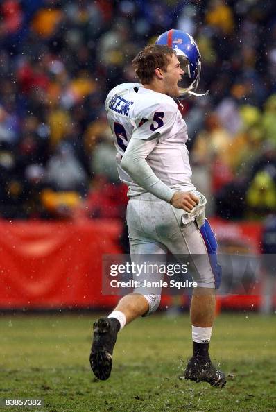 Dirk Reesing Quarterback Todd Reesing of the Kansas Jayhawks celebrates after a ...