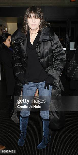 Chrissy Hinde arrives at the UK premiere of Ano Una at Curzon Renoir Cinema on November 29, 2008 in London, England.