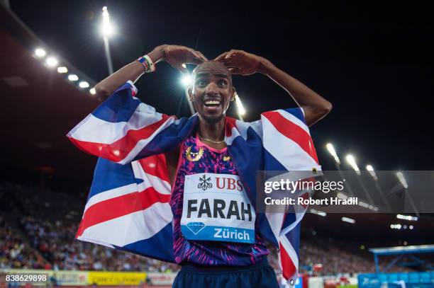 Mo Farah of Great Britain celebrates his win during the Diamond League Athletics meeting 'Weltklasse' on August 24, 2017 at the Letziground stadium...