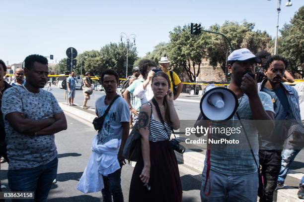 The police evict refugees who camped in Piazza Indipendenza Gardens after their eviction from an occupied building in Piazza Indipendenza, on August...