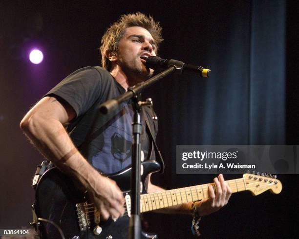 La Vida Es Un Ratico Photos and Premium High Res Pictures Getty Images